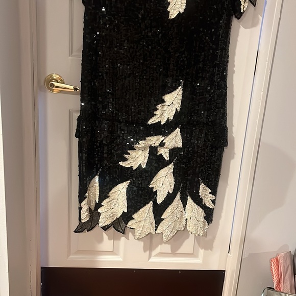 Vintage, 100% pure silk size 3X evening gown. Black and white. - Picture 14 of 16